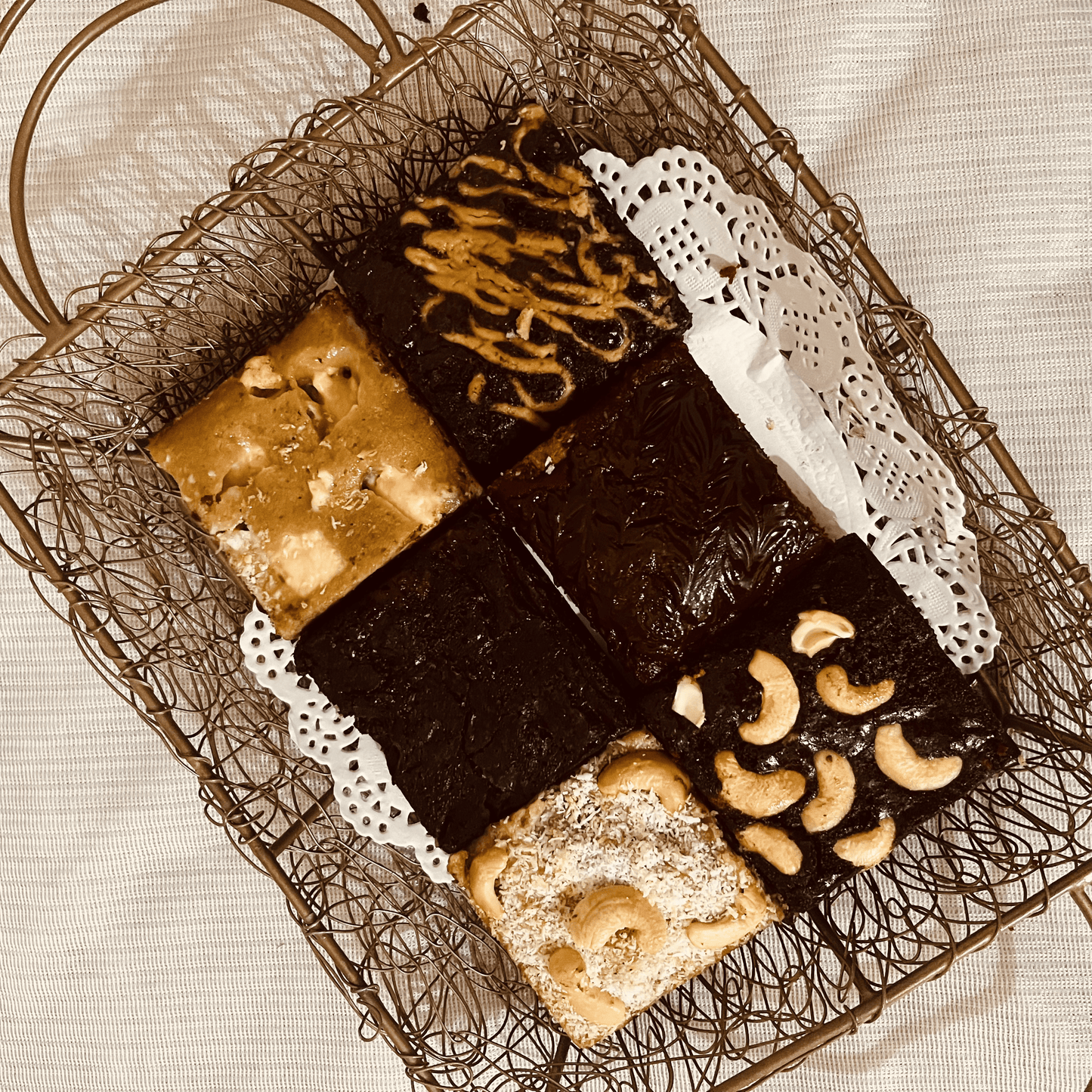 Nut & Swirl – 6-Piece Fudgy Assortment