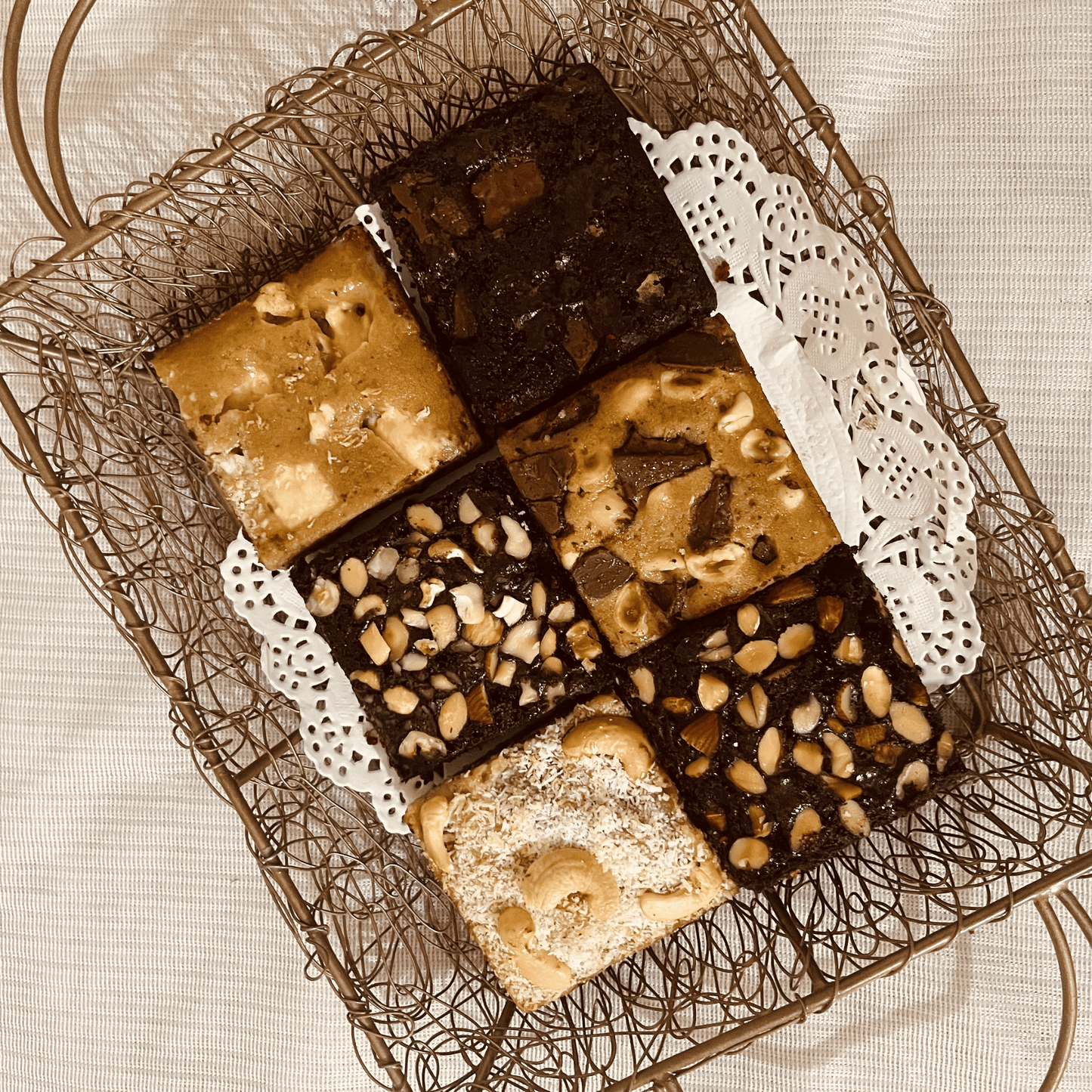 Classic Comfort Crunch – 6-Piece Fudgy Assortment