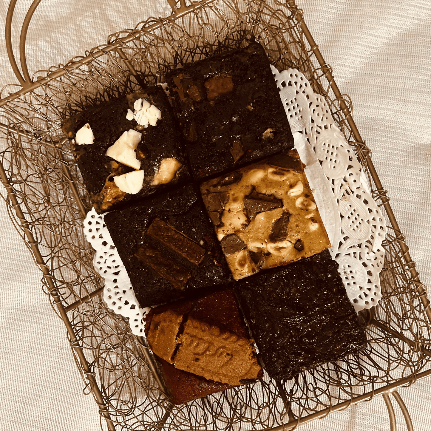 The Chocolate Mood Box – 6-Piece Fudgy Assortment