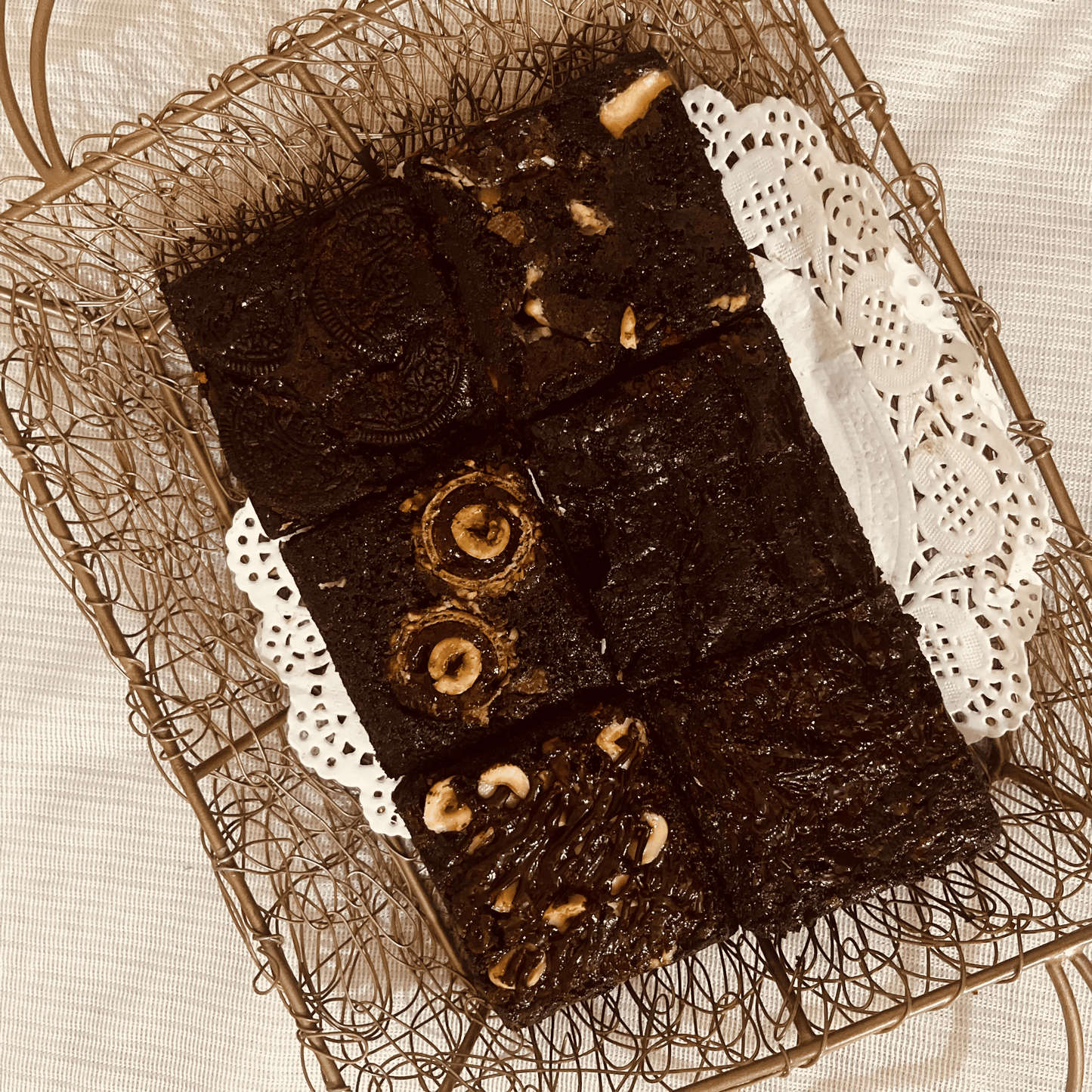 The Ultimate Chocoholic Box – 6-Piece Fudgy Assortment